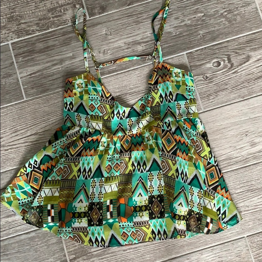 Millau green top